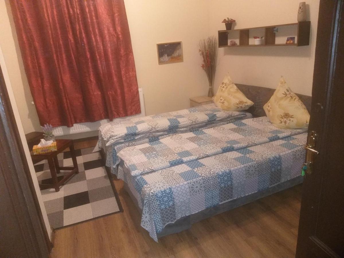 Motor House Unirii Hotel Bukares Bagian luar foto